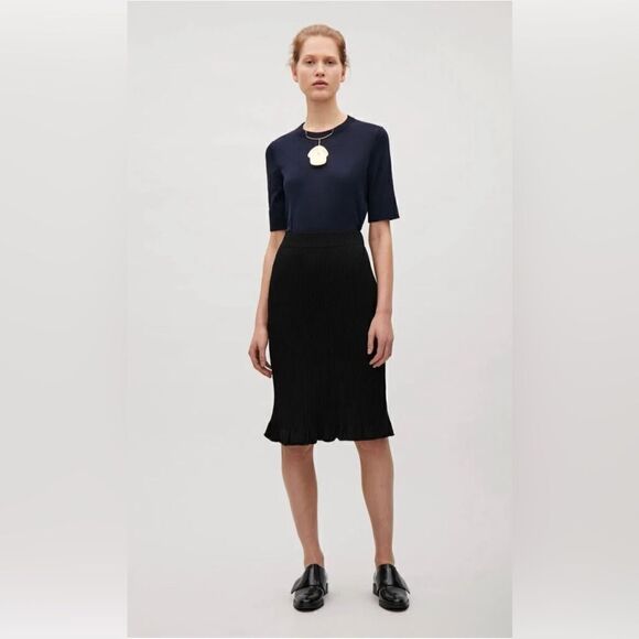 COS skirt ribbed knit ruffle hem black midi pencil skirt. Small - Picture 2 of 7